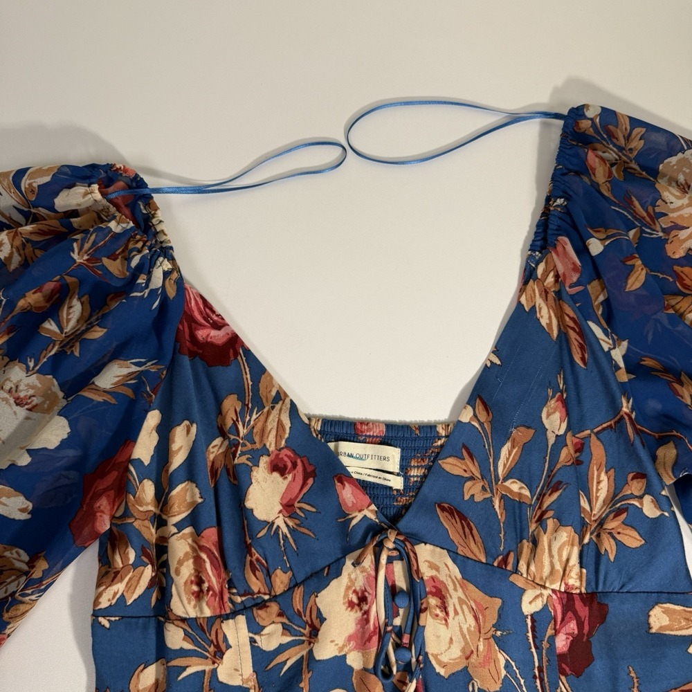 Urban Outfitters Cropped Long Sleeve Floral Top Womens Large Blue Boho - Picture 7 of 12